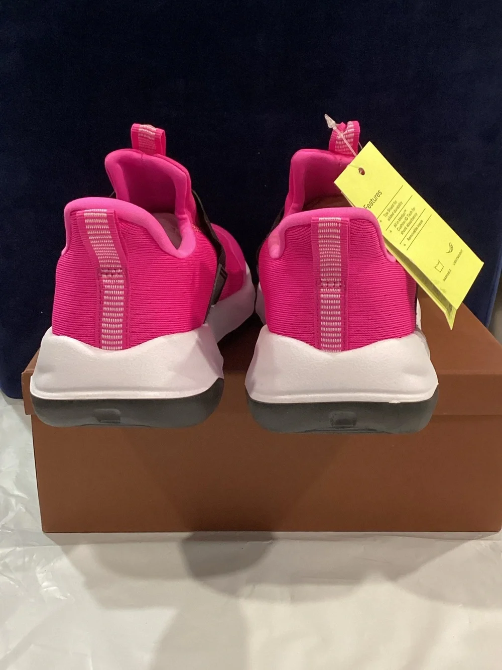 All in Motion Dillon Big Kids Size 5 Pink Slip On Athletic Sneakers New NWOB
